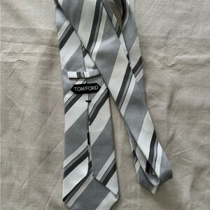 TOM FORD Tie Gray ivory PURE LUXURY
